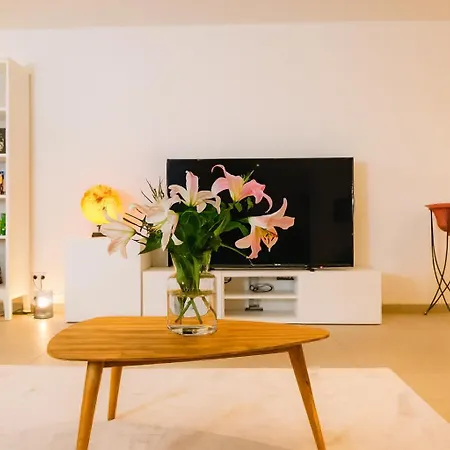 شقة Stylisches-loft-apartment Mit Terrasse